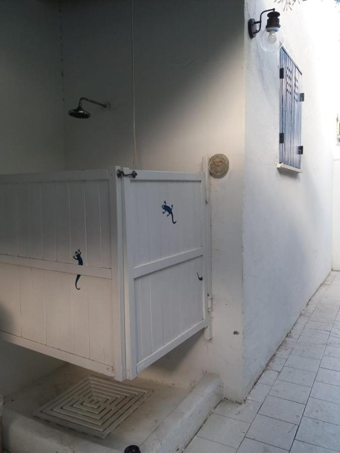 Con I Piedi Nell'Acqua Apartment Стромболи Екстериор снимка